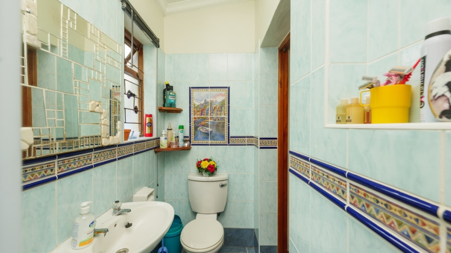 5 Bedroom Property for Sale in Bredasdorp Western Cape